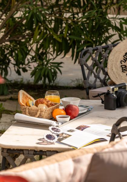 La Villa Cap d'Antibes - Breakfast of fresh products